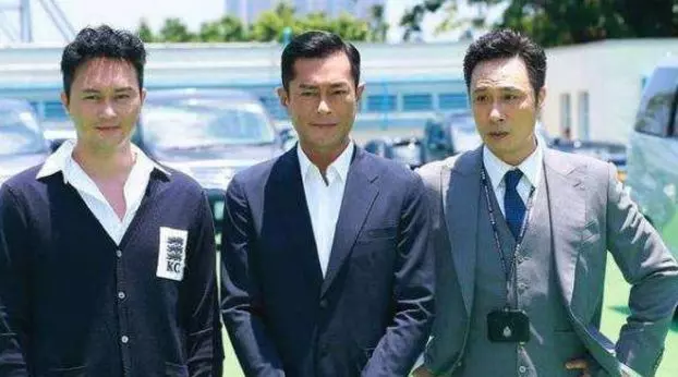 影帝老公對她一見鍾情,結婚17年未下過廚,今47歲被寵成凍齡