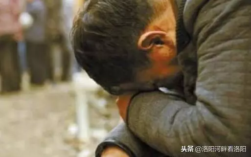媽媽弄丟兒子,被公婆攆走,20年後兒子回來,他一番話全家蒙了