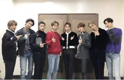 WINNER變身成EXO迷弟瘋狂打CALL,不知道YG楊老闆怎麼想了