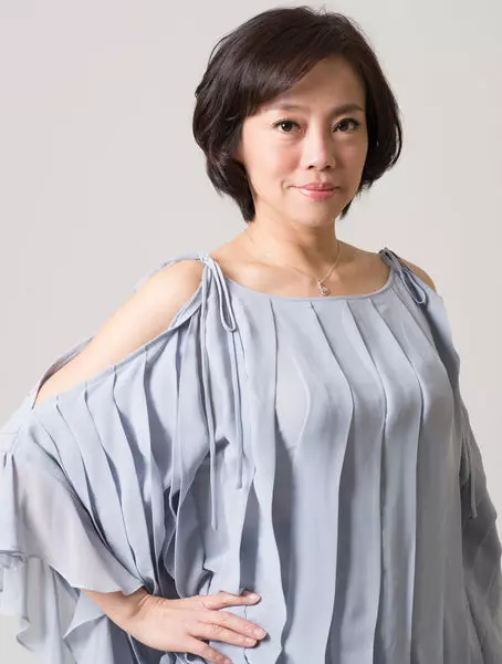 差距6歲的姊弟戀!本土女星哭訴婚後10年老公總是冷漠,熱情迎接卻被問:笑什麼笑?