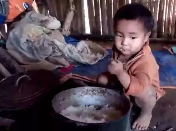 父親去世母親出走,5歲小男孩獨自面對生活,看著讓人心疼