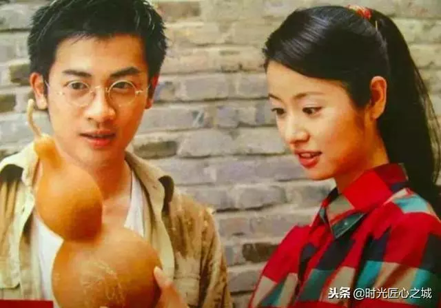 45歲蘇有朋婚期已定,妻子比林心如美多了,難怪蘇導不守40歲約定!