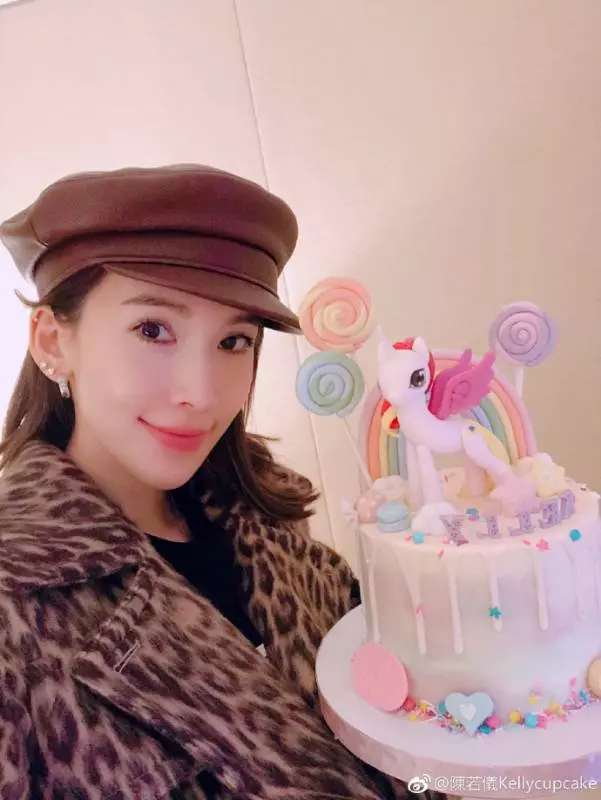 林志穎全家搓湯圓,陳若儀的肚子亮了,網友:像又懷了雙胞胎
