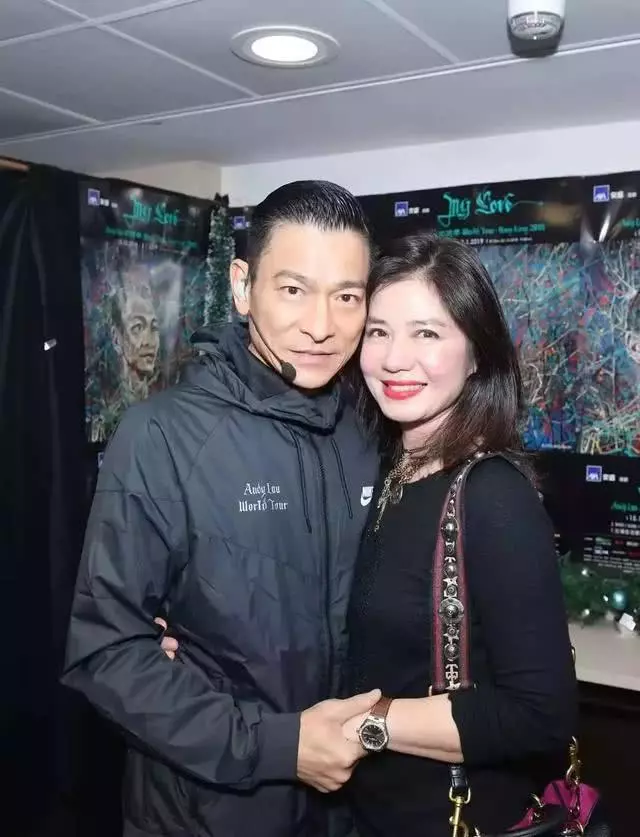 多年未見的明星都現身劉德華演唱會 女神們都有著三十年不變容顏