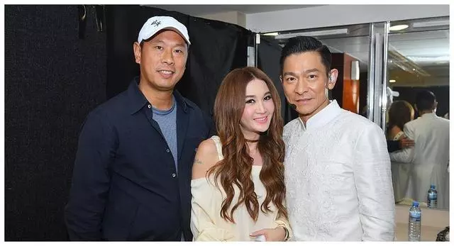 多年未見的明星都現身劉德華演唱會 女神們都有著三十年不變容顏