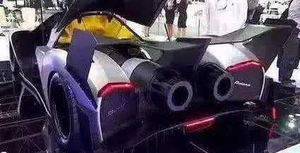 杜拜王子絕版豪車,全球就一輛,百公里加速1.4秒,據說只有一個華人能借