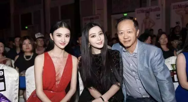 景甜成錦鯉界當紅愛豆,年末求錦鯉可要轉對表情包啊!