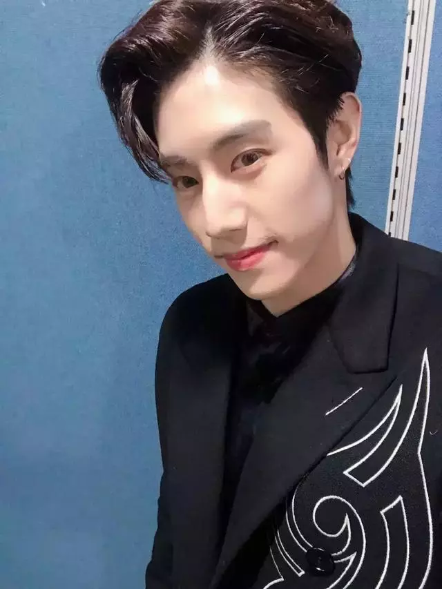 繼TWICE成員不適缺席後,GOT7、MAMAMOO等成員也「受傷」?