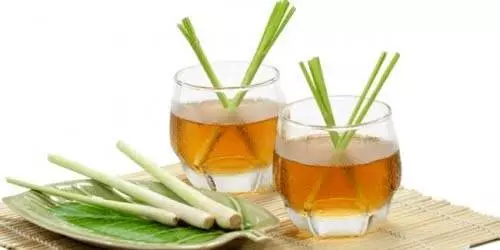 中醫推薦「檸檬香茅茶」:降膽固醇、排毒、助消化~小小一杯喝出「7種草本療效」