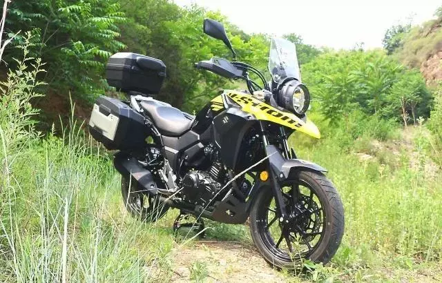 這款「摩旅神車」懂車人都愛它,電噴 水冷,國內銷量桂冠!