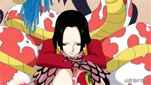 海賊王:為何天龍人給女帝吃惡魔果實,沒給克拉爾吃?原因有4個