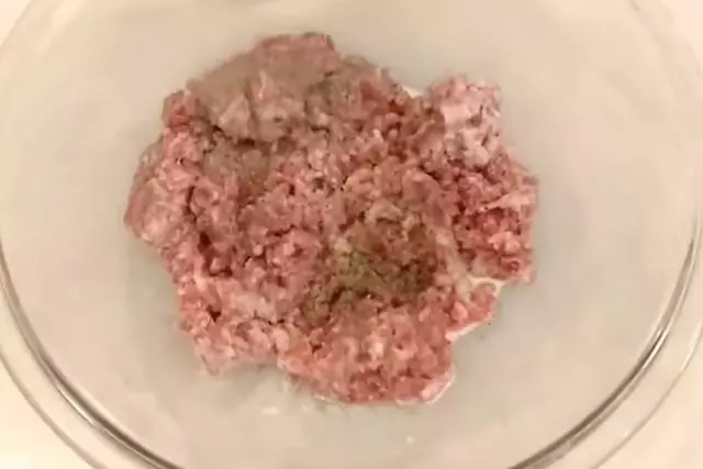 酸甜炸肉丸,在家可以這樣做,大人小孩都愛吃