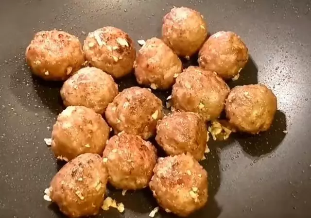 酸甜炸肉丸,在家可以這樣做,大人小孩都愛吃