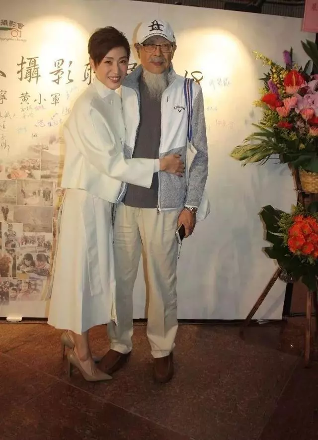 曾是力捧花旦,51歲前港姐至今依舊單身:是我選擇了單身