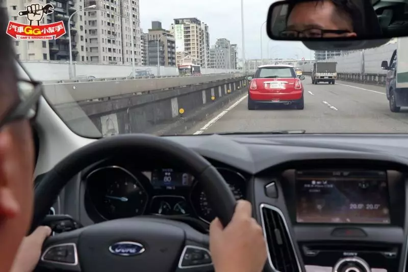 常被閃燈、按喇叭? 小心成為三寶而不自知,掌握「車距」小訣竅讓新手上路不再窮緊張