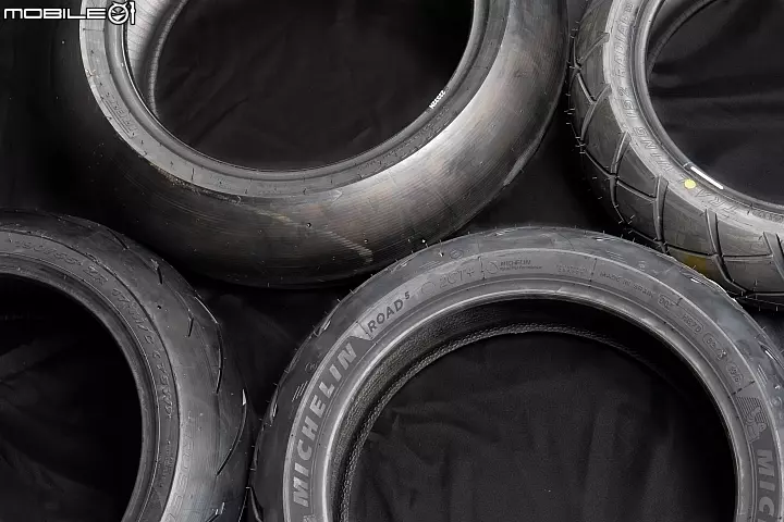 黑色甜甜圈上的密碼 Part2!大型重機輪胎規格大解密