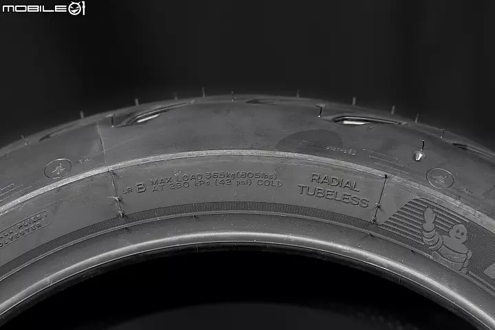 黑色甜甜圈上的密碼 Part2!大型重機輪胎規格大解密