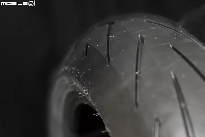 黑色甜甜圈上的密碼 Part2!大型重機輪胎規格大解密