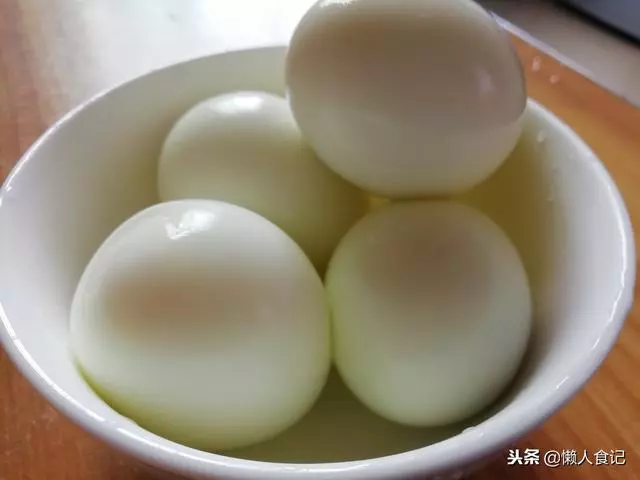 冬天來一碗廣東豬腳姜醋,光聞味道就饞了!