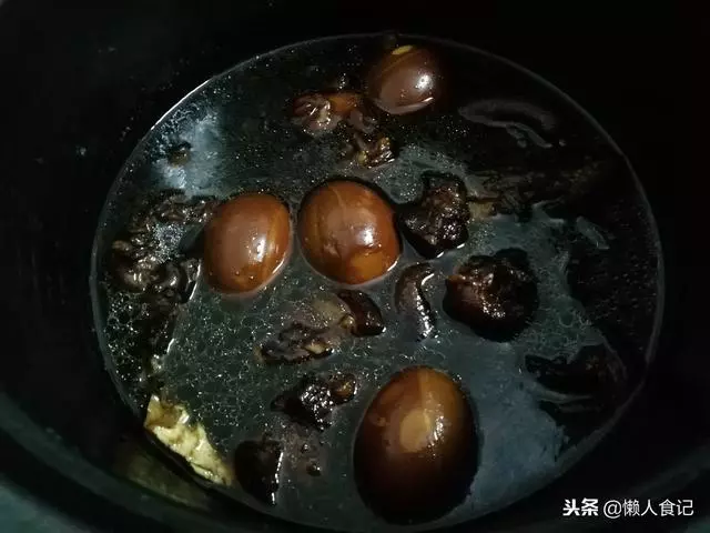 冬天來一碗廣東豬腳姜醋,光聞味道就饞了!