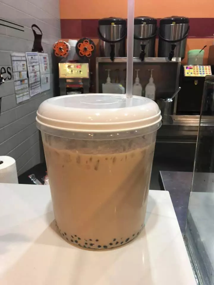 紐約COCO超佛心!客製11公升珍奶 滿足亞裔女孩生日願望