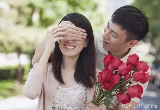 婆婆不伺候兒媳坐月子,送了八百紅包,兒媳回家一趟,淚流滿面