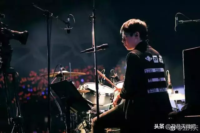 佼哥直言怪獸寫的比阿信好,五月天×黃子佼《Live&life》首唱