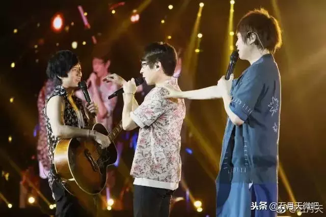 佼哥直言怪獸寫的比阿信好,五月天×黃子佼《Live&life》首唱