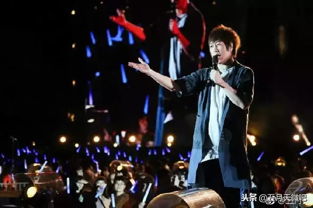 佼哥直言怪獸寫的比阿信好,五月天×黃子佼《Live&life》首唱