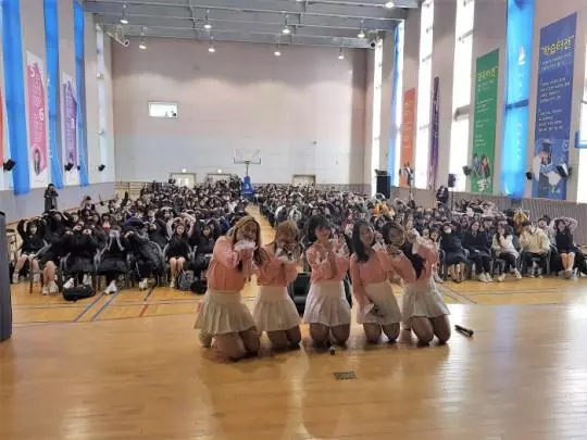 韓國女團必須要維持好身材嗎?這支女團的平均體重超過60kg!