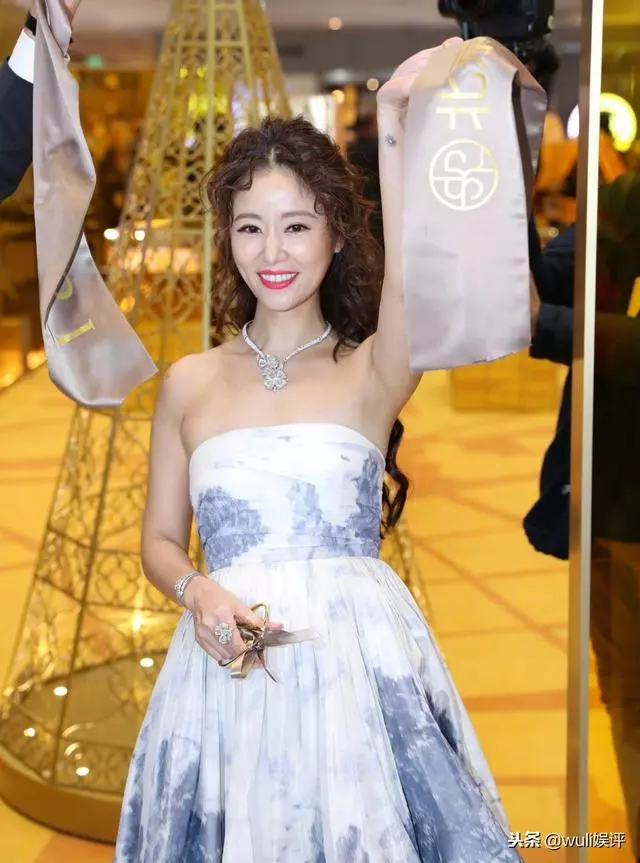 林心如的少女人設再次「破功」,相比顏值,她的鼻子更引人注意
