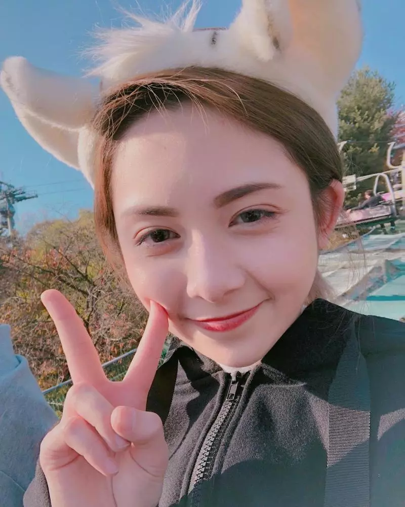 「大小姐」 混血童星18歲了!8歲爆紅全台 10年後「嬰兒肥蘿莉→中法混血美女」網友又戀愛❤