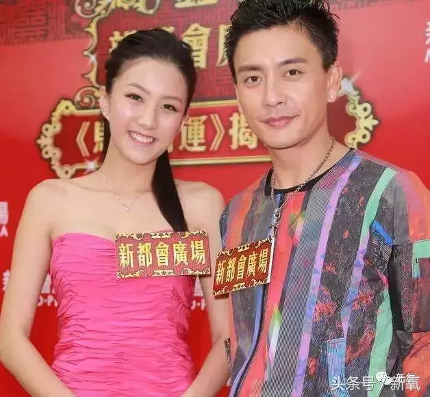 黃宗澤女友近照曝光,傲人身材簡直讓人看呆了,網友: 難怪連胡杏兒都捨得放棄~