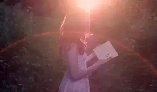 窮,怕什麼?堂堂正正做人,總會有好運