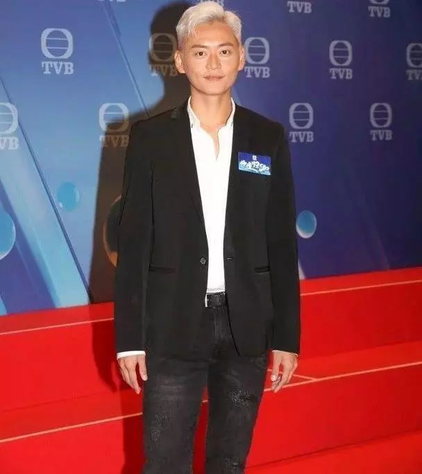 新劇再上演「他他」基情?TVB視帝直言做足心理準備:這次我主動