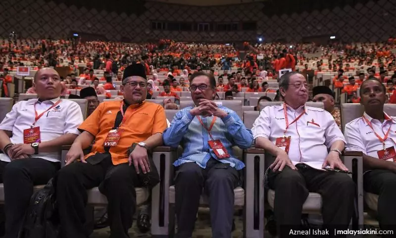【馬哈迪大會上派「定心丸」】這些人不要再發白日夢!這番話爽快!