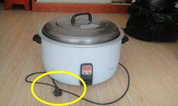 這5種電器用完後記得拔掉插頭, 我家當初不聽勸, 後悔都晚了