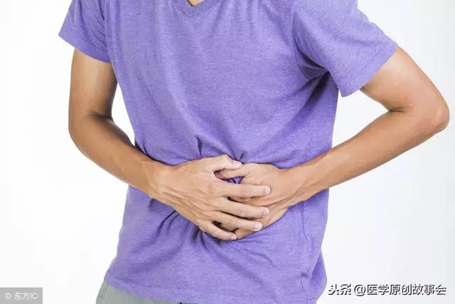 胃癌是癌症之王,出現三個徵兆的時候,最好去檢查一下