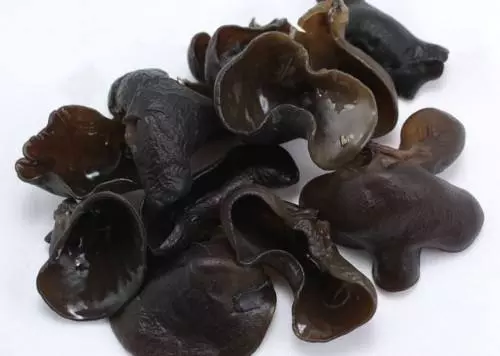 一男子堵塞三條血管欲做心臟搭橋手術,可醫生卻告訴他血管通了,原因指向這碗湯……