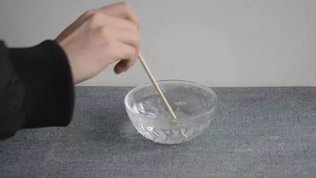 「牙疼起來真要命」,嘴裡含上它,3秒快速止痛,不知道就可惜了!