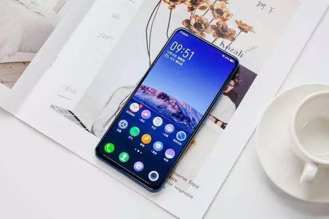 最貴的vivo手機:定價4998元,預約人數卻超過37萬