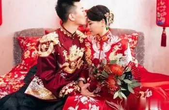 女兒滿月酒公婆空手來,嫌丟人趕他們走,回房間看孩子我報了警