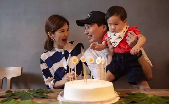 Ella 的蛻變:從前那個假小子,如今多了一絲溫婉