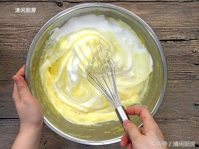 香橙海綿蛋糕的做法,蛋糕蓬鬆有彈性,非常濃郁的香橙味