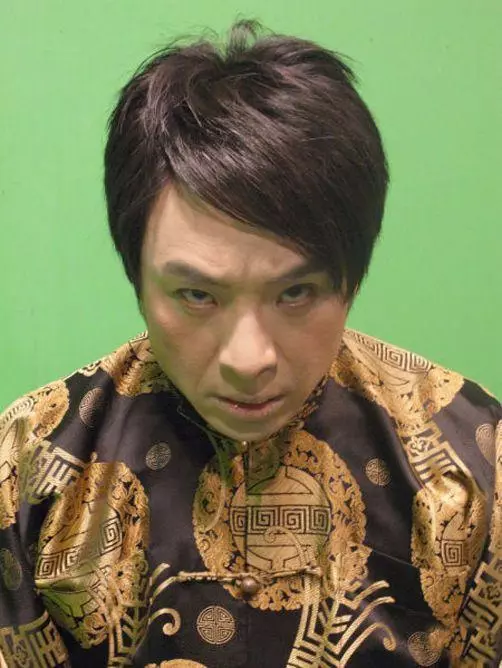 被TVB無辜解約藝人梁思浩賣甜品起家,如今賺過億分店開到內地