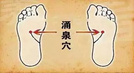 十人九寒,這處越胖,濕氣越嚴重,2個動作1碗湯,告別濕氣!