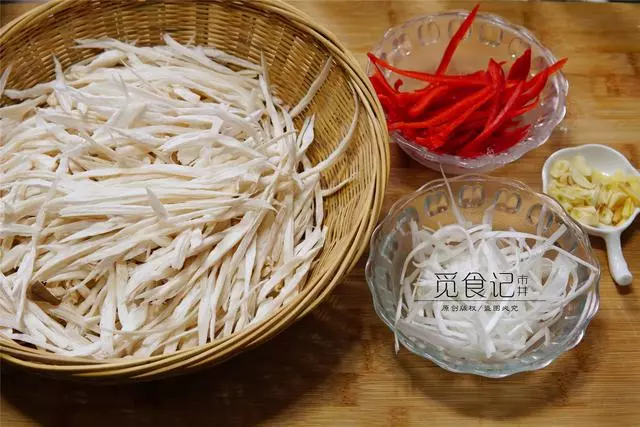 做杏鮑菇,千萬不要直接炒,這做法能饞死人,孩子超愛吃!