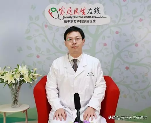 男人尿出的尿液很黃?醫生吐露:或是這些小問題