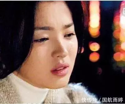 懷孕七個月老公突然去世,半夜起來喝水,看見客廳里的人我哭了!