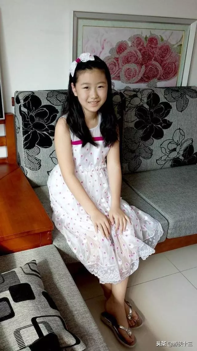 女兒肚子疼看病,大夫不讓俺進,聽到女兒尖叫聲,俺撲進去癱軟了